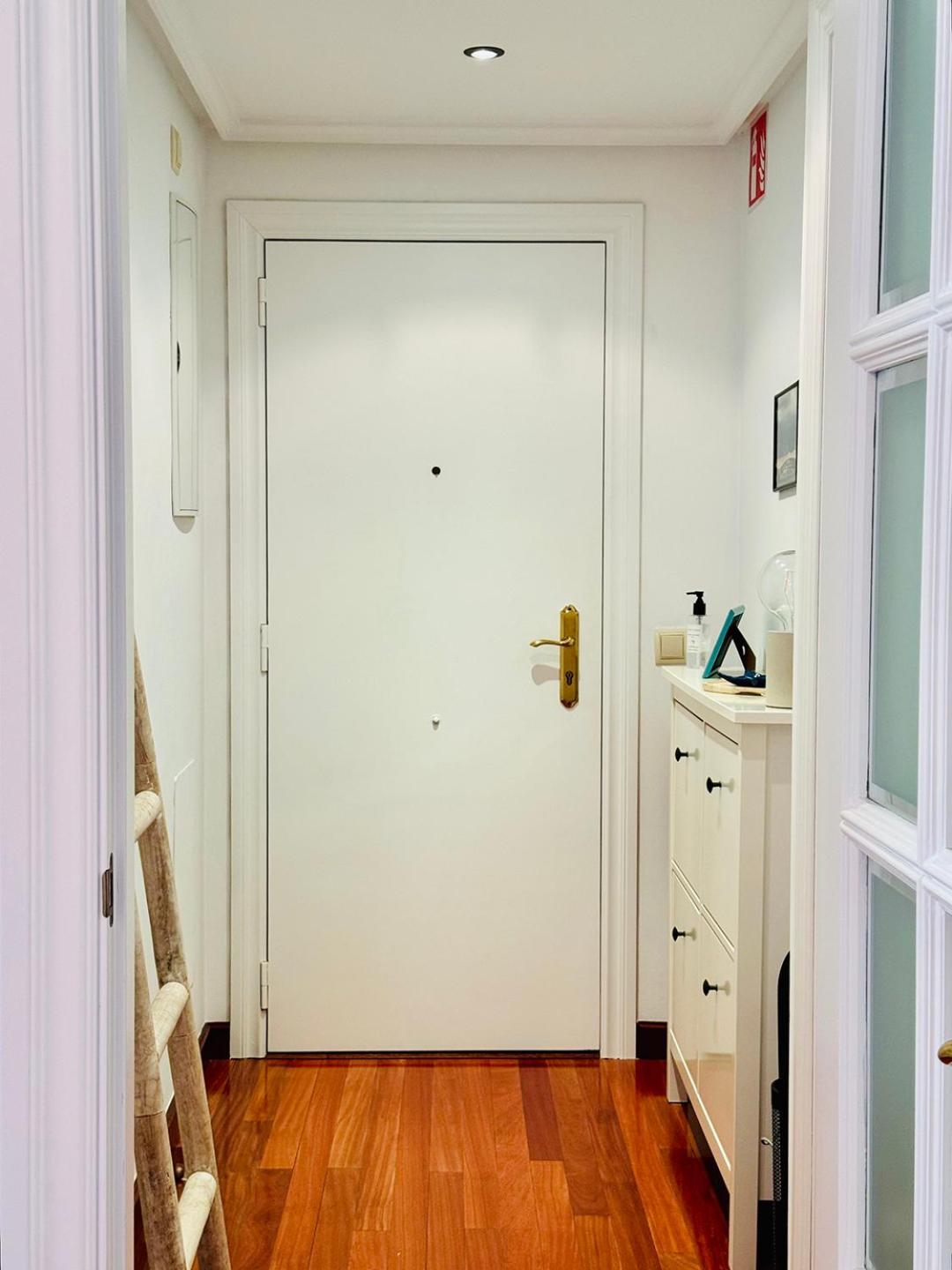 Apartamento "Balcon Del Parchis" A 200 Metros De La Playa Gijón Esterno foto