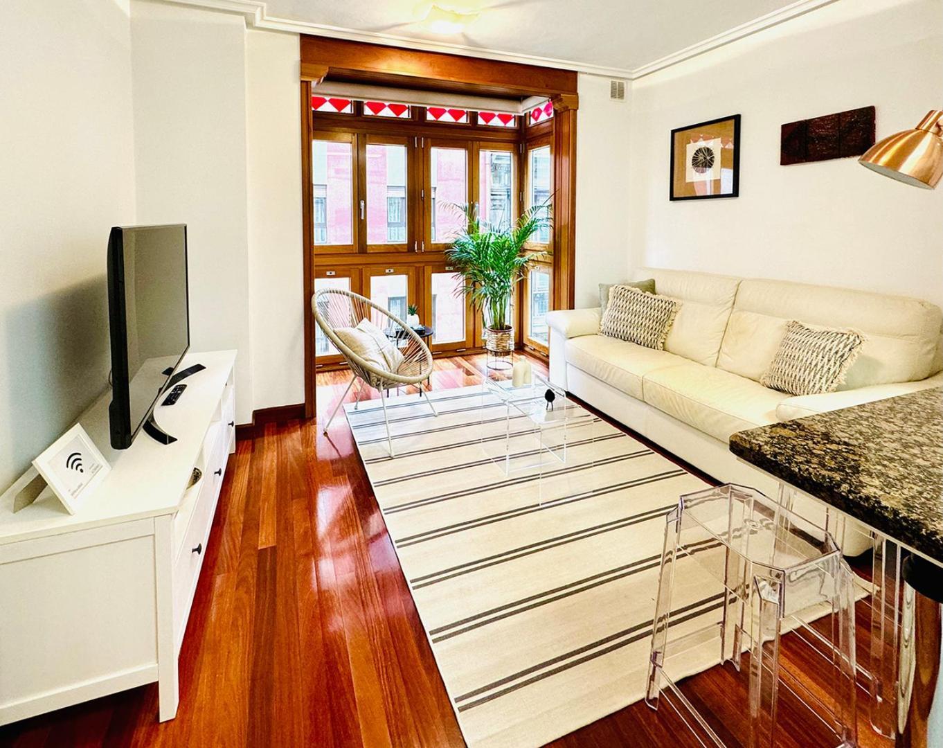 Apartamento "Balcon Del Parchis" A 200 Metros De La Playa Gijón Esterno foto